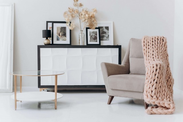 How to Decorate your Beige Moroccan Rug