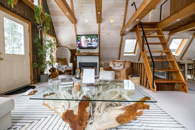 How to Pick and Style Your Moroccan Rug for Living Room