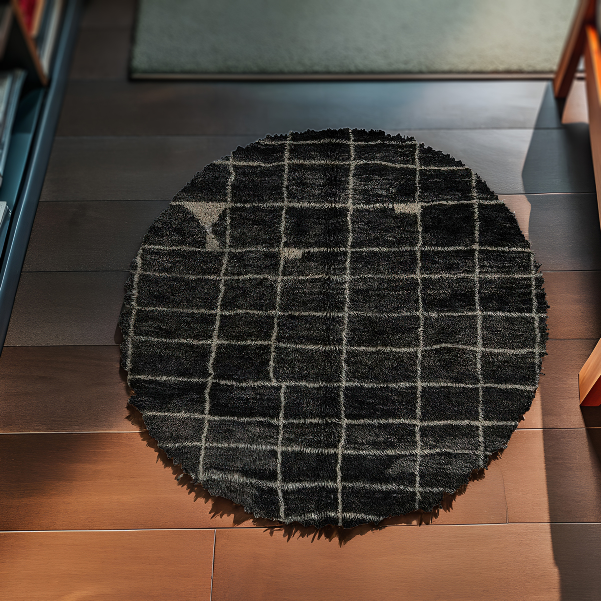 Vintage Black Round Rug