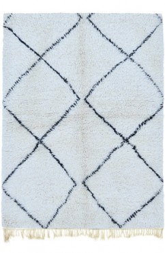 Black and White Moroccan Area Rug 3368